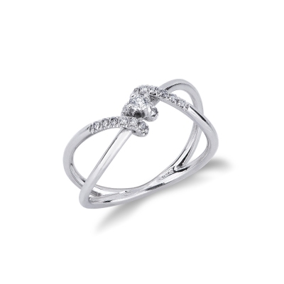 18k white gold ring with diamonds in a knot 