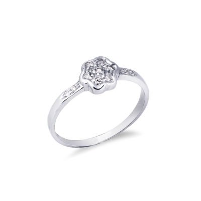 18k white gold flower ring with diamonds 
