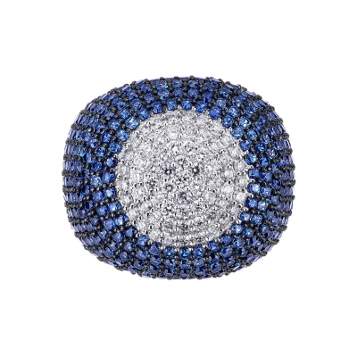 18k white gold ring with pavé of blue sapphires and diamonds 