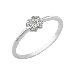 18k white gold ring with little diamonds four-leaf clover 