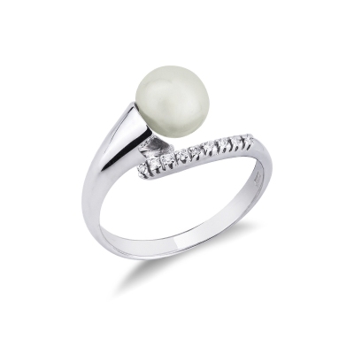 White gold 18k curved ring with pearl and diamonds 