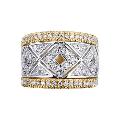 18k white and yellow gold ring with diamonds in a rhombus shape