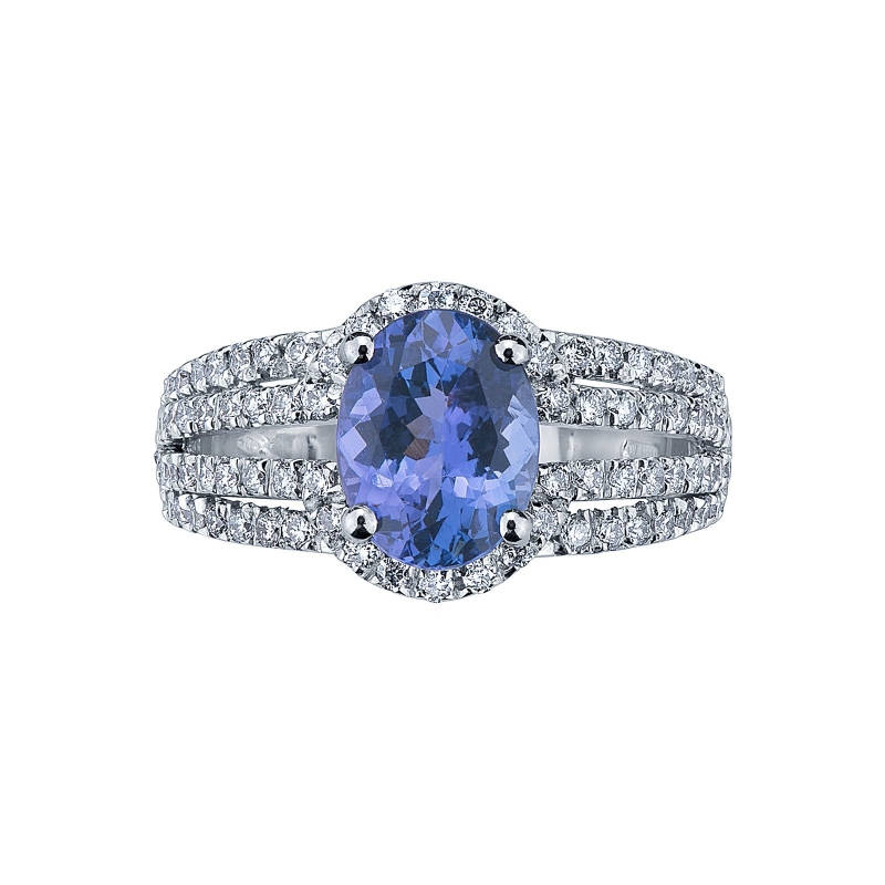 White gold 18k ring with diamonds and tanzanite