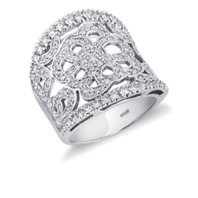18k white gold band ring with a flower of diamonds 