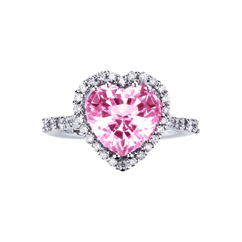 Halo ring white gold 18k with diamonds and a central pink sapphire heart cut