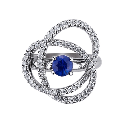 18k white gold ring with a central blue sapphire and diamonds 