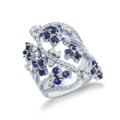 18k white gold ring with flowers of blue sapphires and diamonds