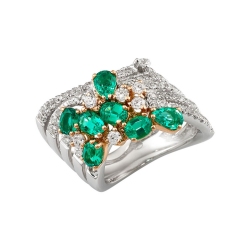 18k white gold ring with emeralds and diamonds