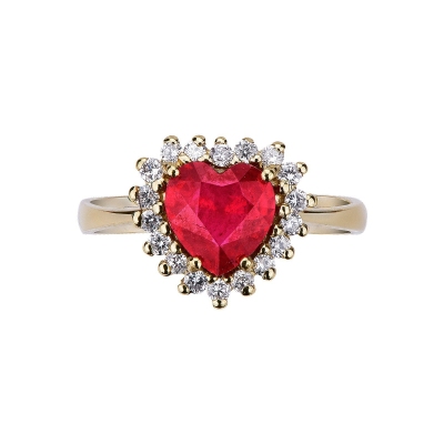 Yellow gold 18k halo ring with heart cut ruby and diamonds 