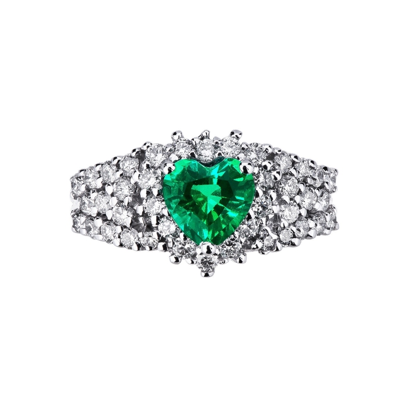 White gold 18k ring with emerald heart cut and diamonds 