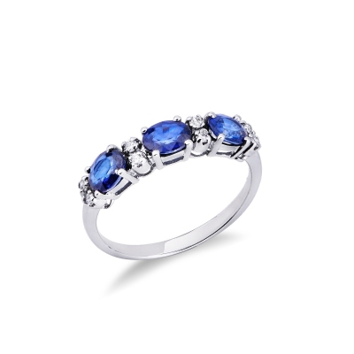 Anello in oro bianco 18k con diamanti e 3 zaffiri blu taglio ovale