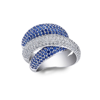 White gold 18k ring with blue sapphires and diamonds pavé on crossed bands 