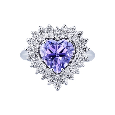 Ring in white gold 18k with amethyst heart cut