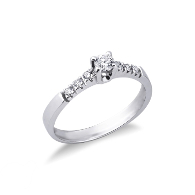 White gold 18k solitaire type ring with diamonds