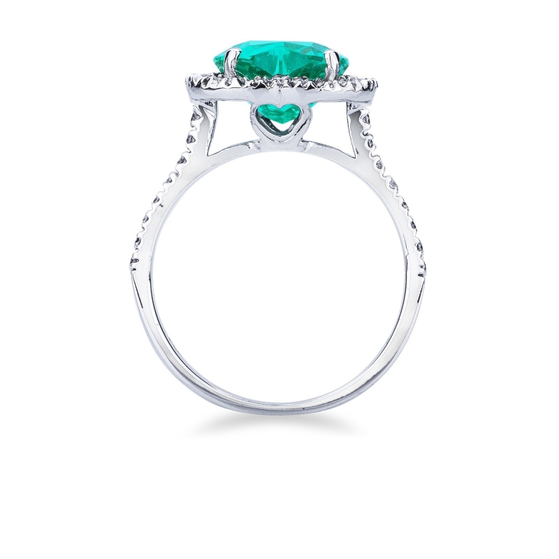 Halo ring in white gold 18k with heart cut emerald and diamonds 
