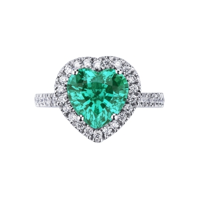 Halo ring in white gold 18k with heart cut emerald and diamonds 