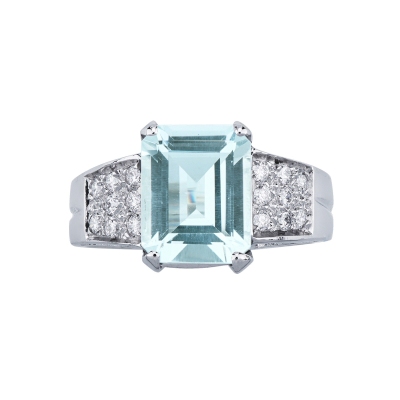 Anello con acquamarina a fascia con diamanti oro bianco