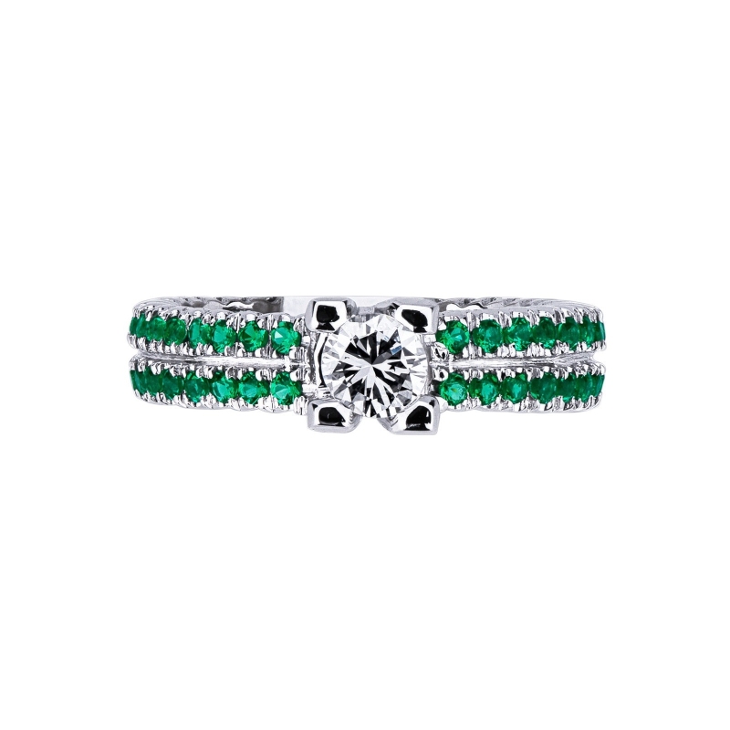 White gold 18k ring with central diamond and emeralds