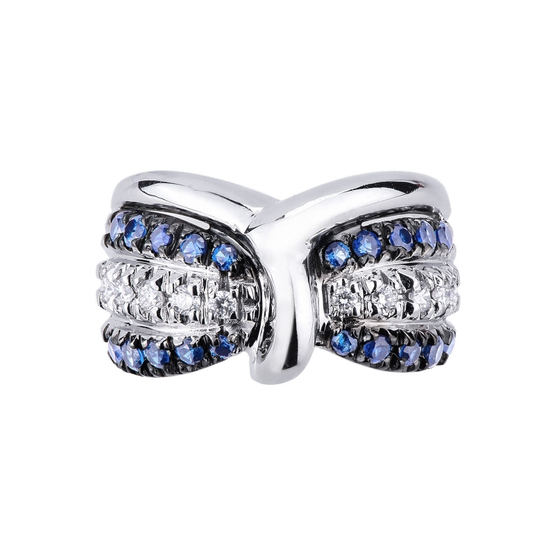 18k white gold ring with blue sapphires and diamonds 