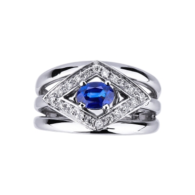 White gold 18k ring with blue sapphire and diamonds rhombus shaped