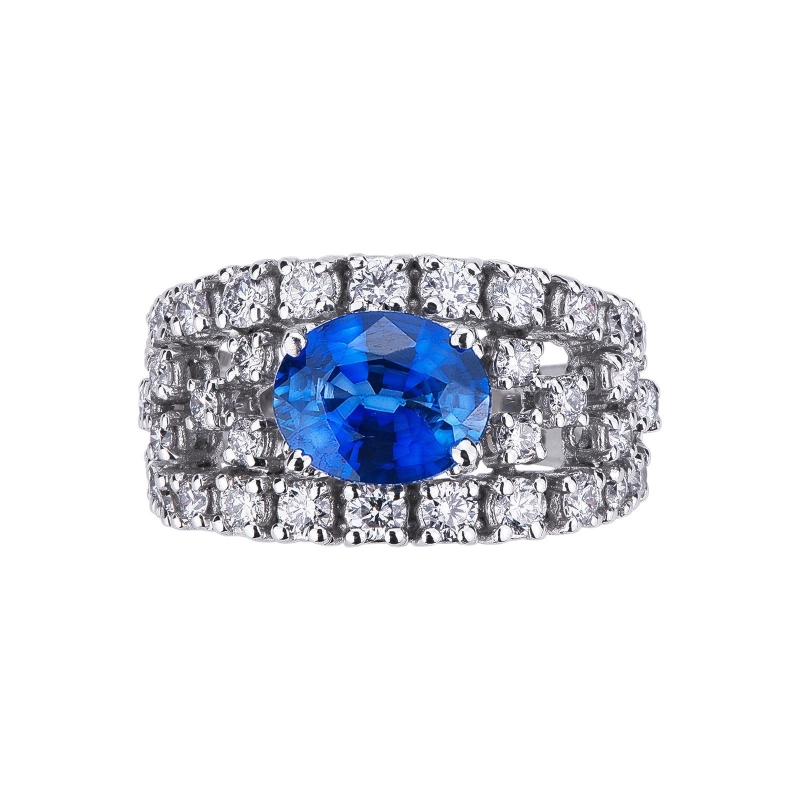 18k white gold band ring with diamond pavè and oval sapphires