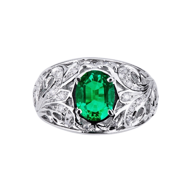 18k white gold band ring with emerald and diamonds 