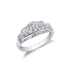 White gold 18k ring with diamonds 