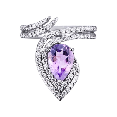 White gold 18k ring with amethyst pear cut and diamonds 