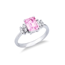 18k white gold ring with pink sapphire, 8x6mm