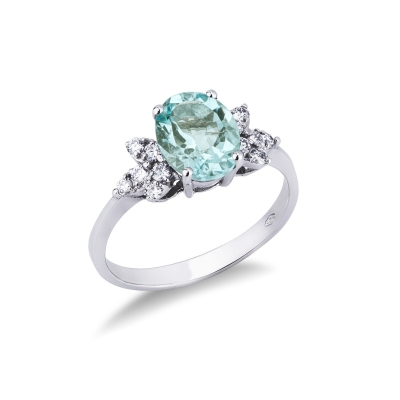 18k white gold with aquamarine and six diamonds each side 