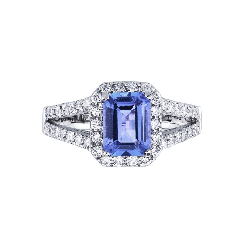 18k white gold ring with diamonds shoulder set and tanzanite