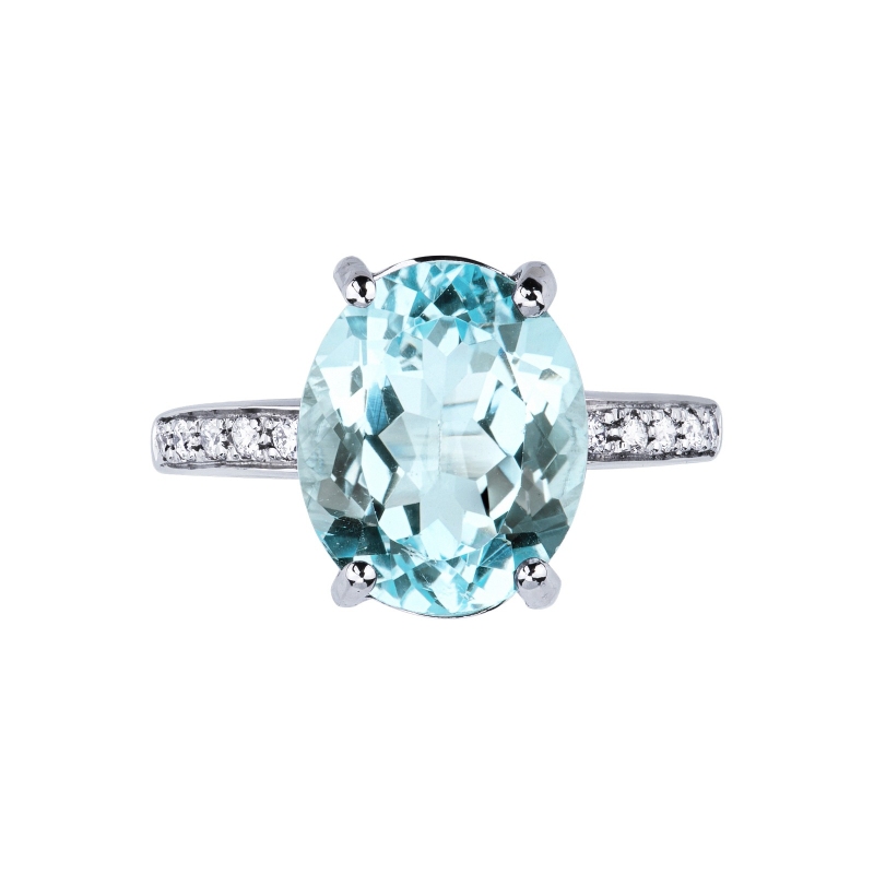 18k white gold ring with central aquamarine and diamonds shoulder set 