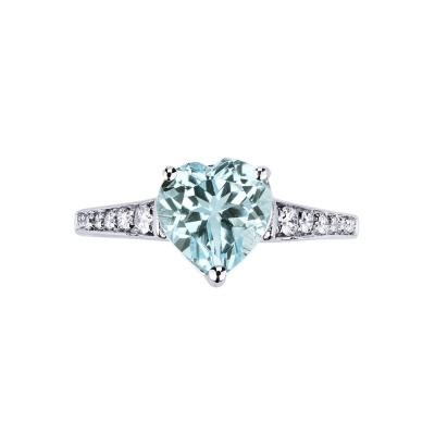 White gold 18k ring with an aquamarine heart cut and diamonds shoulder set 