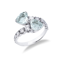 18k white gold ring with diamonds and 2 aquamarines 