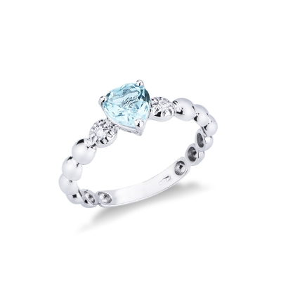18k white gold ring with aquamarine heart cut and diamonds 