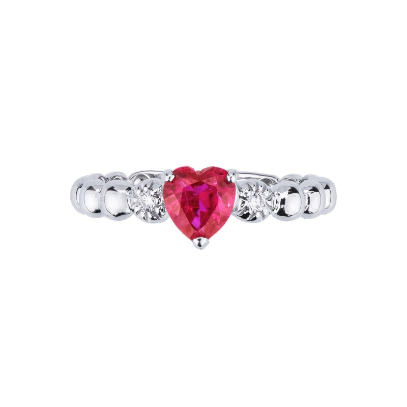 White gold 18k ring with a ruby heart cut and diamonds 