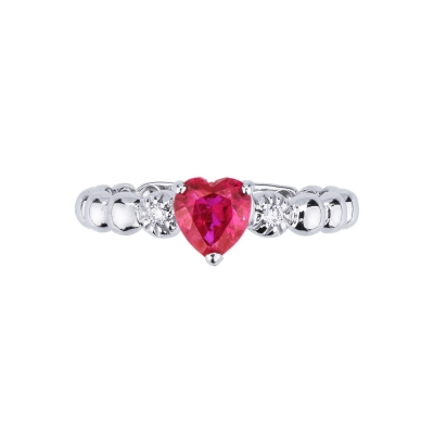 White gold 18k ring with a ruby heart cut and diamonds 