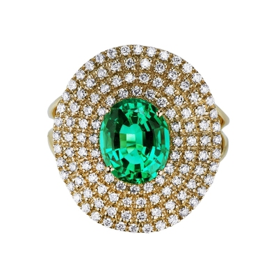 Yellow gold 18k ring with oval cut emerald and diamonds