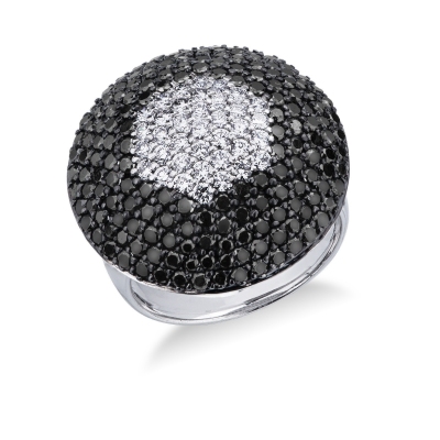 White gold 18k ring with black and white diamonds pavé
