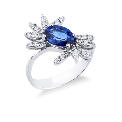 White gold 18k ring with a blue sapphire oval cut and diamonds petals  