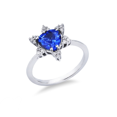 White gold 18k ring with blue sapphire heart cut and six diamonds' petals