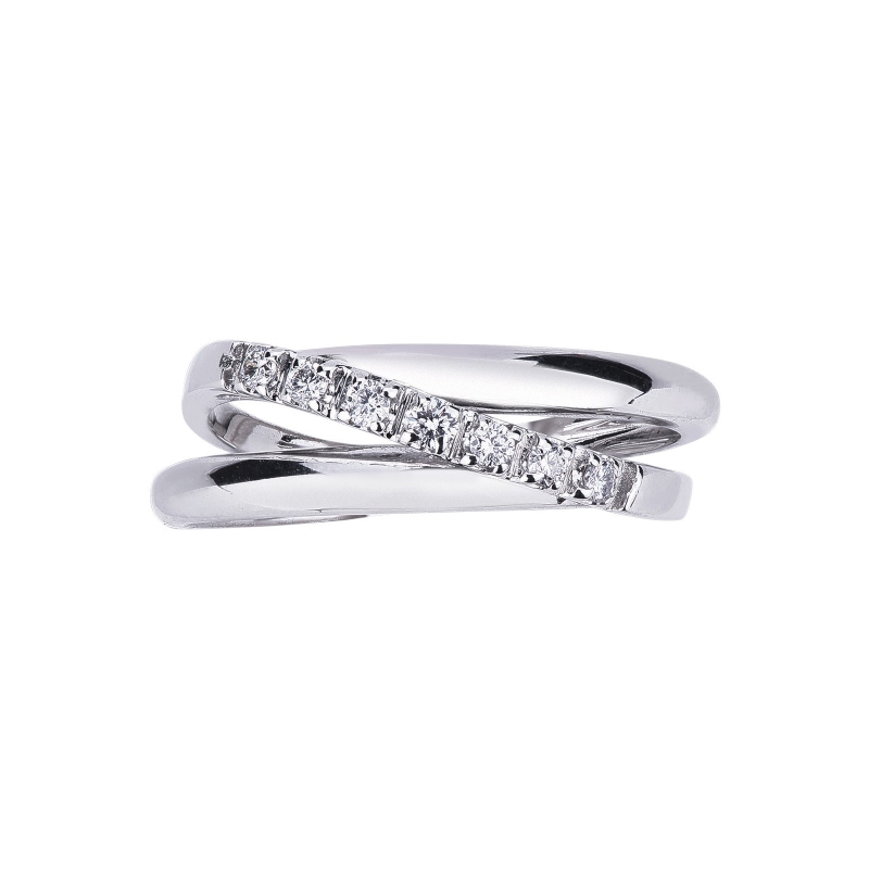 18k white gold crossover ring with diamonds 