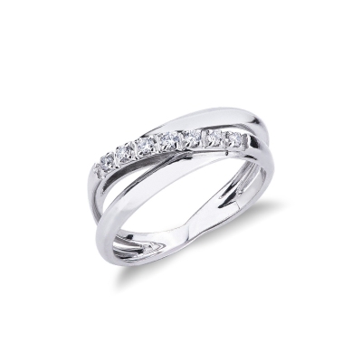 18k white gold crossover ring with diamonds 
