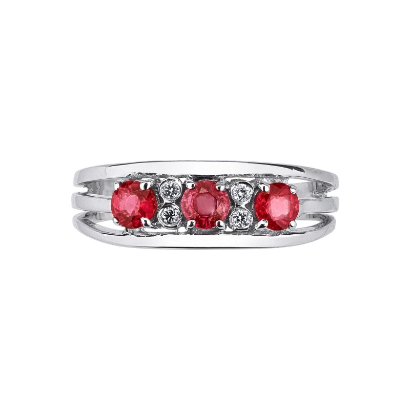 White gold 18k ring with rubies and diamonds 