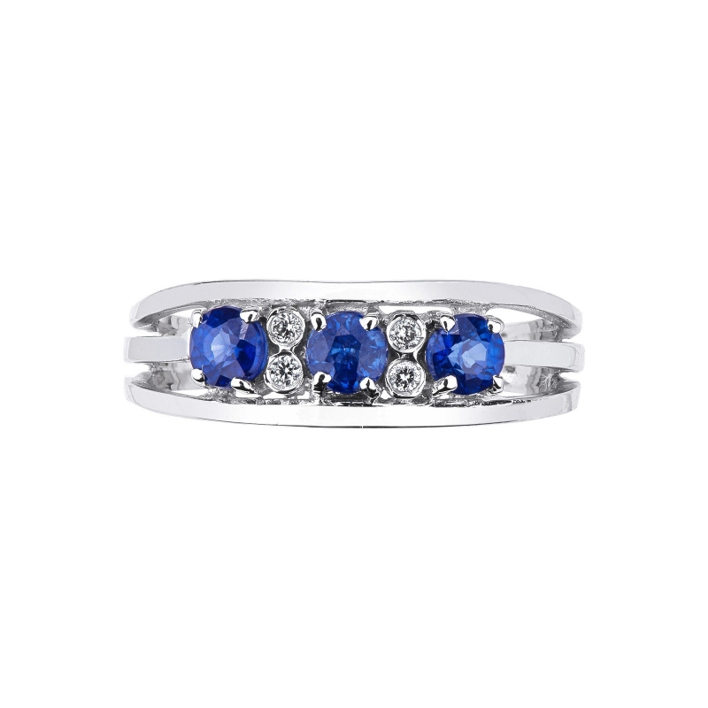 18k white gold ring with three blue sapphires and diamonds 