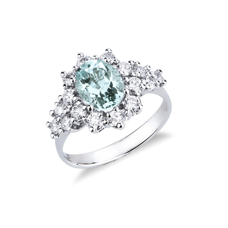 Anello acquamarina ovale in oro e diamanti a contorno