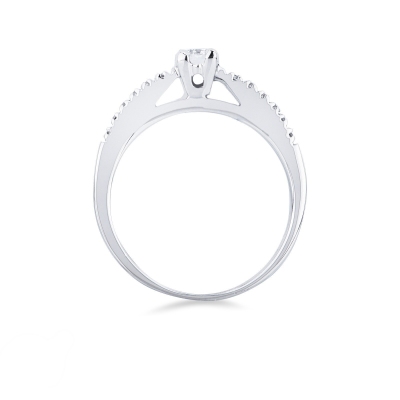 Ring with diamond shoulder set and a 0,15 ct central diamond