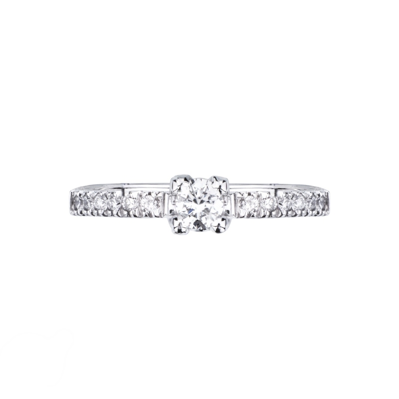 Ring with diamond shoulder set and a 0,15 ct central diamond