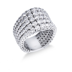 18k white gold ring with 5 rows of round cut diamonds