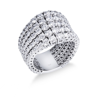 18k white gold ring with 5 rows of round cut diamonds